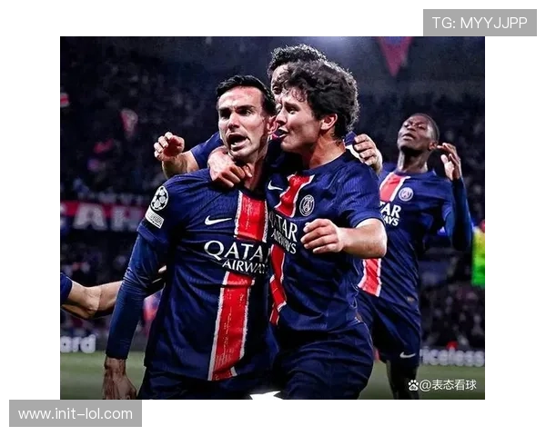 药厂欧冠两连平后遭巴黎大胜 主场失利深陷晋级困境 药厂欧冠两连平后遭巴黎大胜 主场失利深陷晋级困境