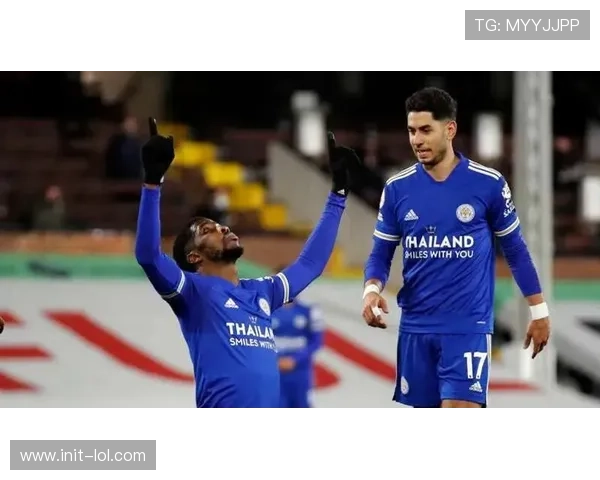 曼联赞助商耐克总部所在地成训练基地备选,商业联动深化 曼联赞助商耐克总部所在地成训练基地备选,商业联动深化