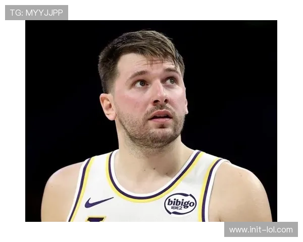 全明星投票已于1月15日截止,首期结果东契奇暂任票王 全明星投票已于1月15日截止,首期结果东契奇暂任票王