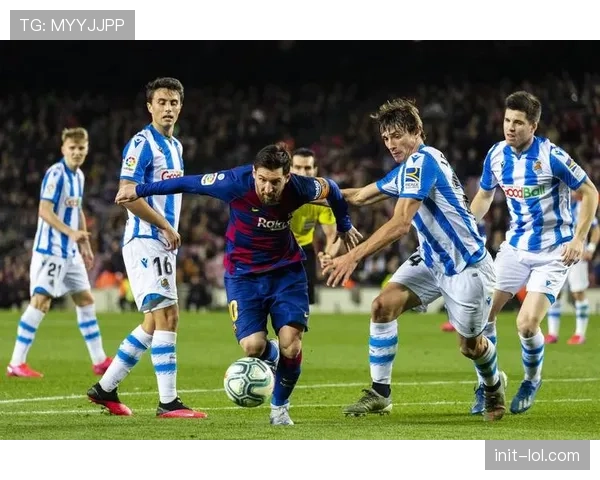 比利亚雷亚尔三粒进球被VAR判无效，2-2战平皇家社会